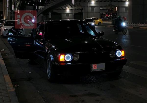 بي ام دبليو الفئة 5 1990 للبيع في العراق - الموصل